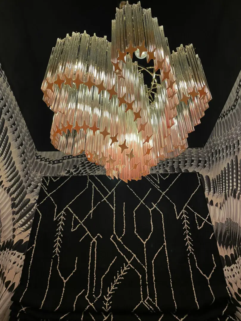 5800 - Pink Vientta 114 prism Murano chandelier-04