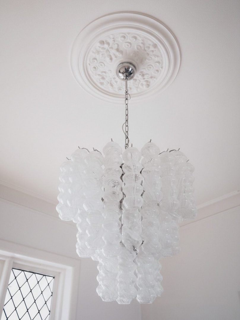 Murano Chandelier - Curva - White alabaster - 48 tubes Chrome patinated